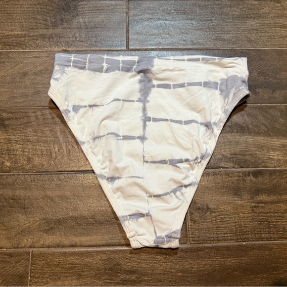 L*Space White Tie Dye French Cut Bikini Bottoms - Picture 7 of 7